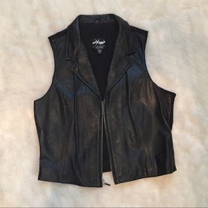 Women’s leather vest